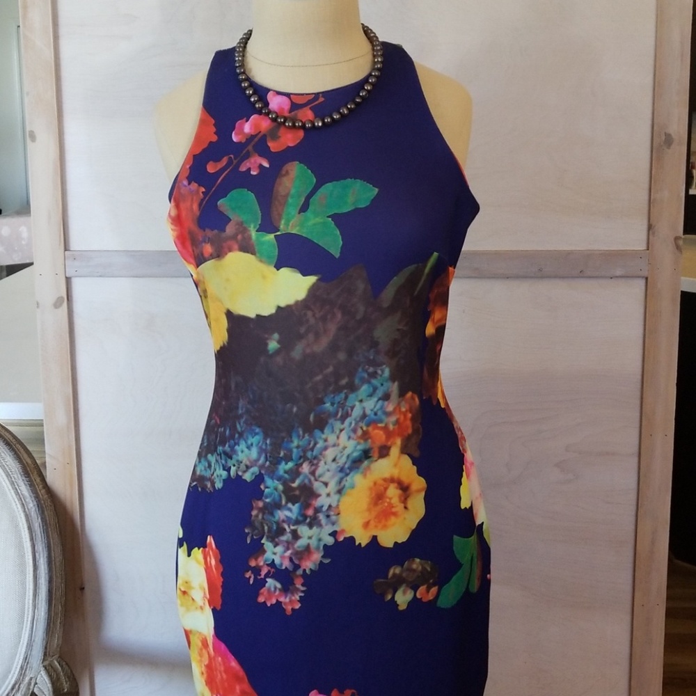 Bodycon dress - Picture 2 of 2